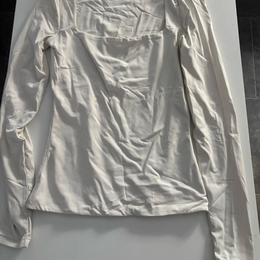 Women's Cream Long Sleeve Top